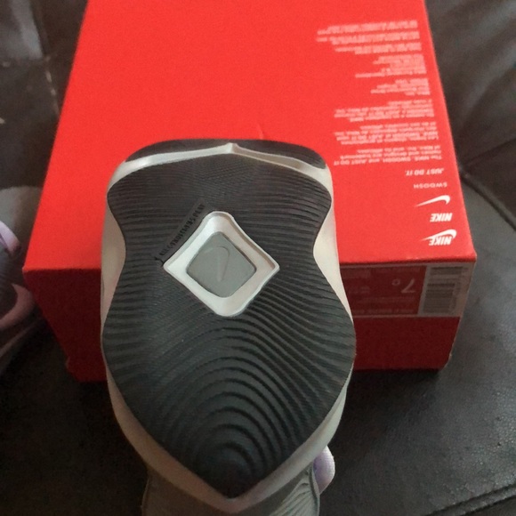 Nike Binzie Boots Size 7.  Smoke Grey/Violet Frost - Picture 3 of 4